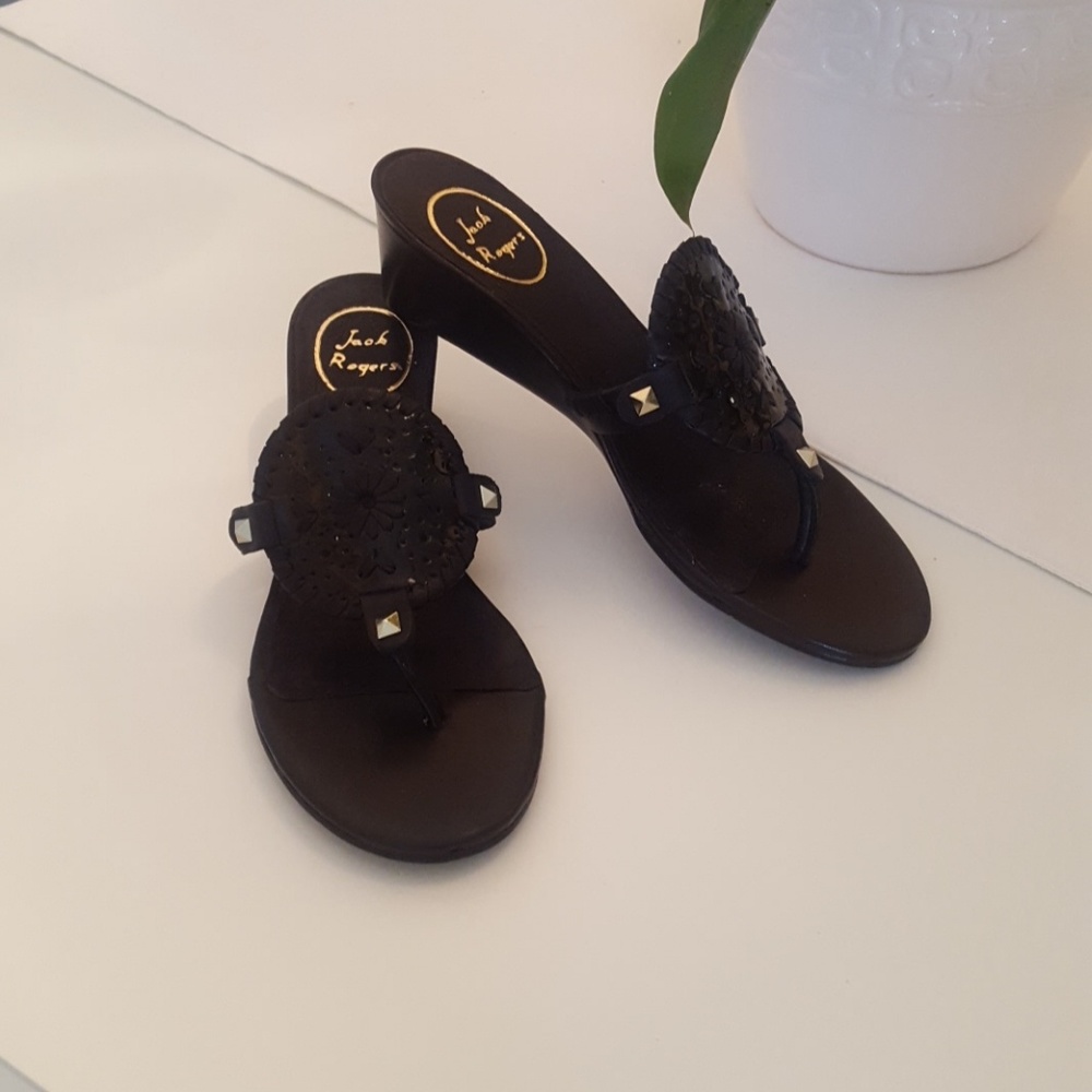 Jack rogers whipstich black leather.